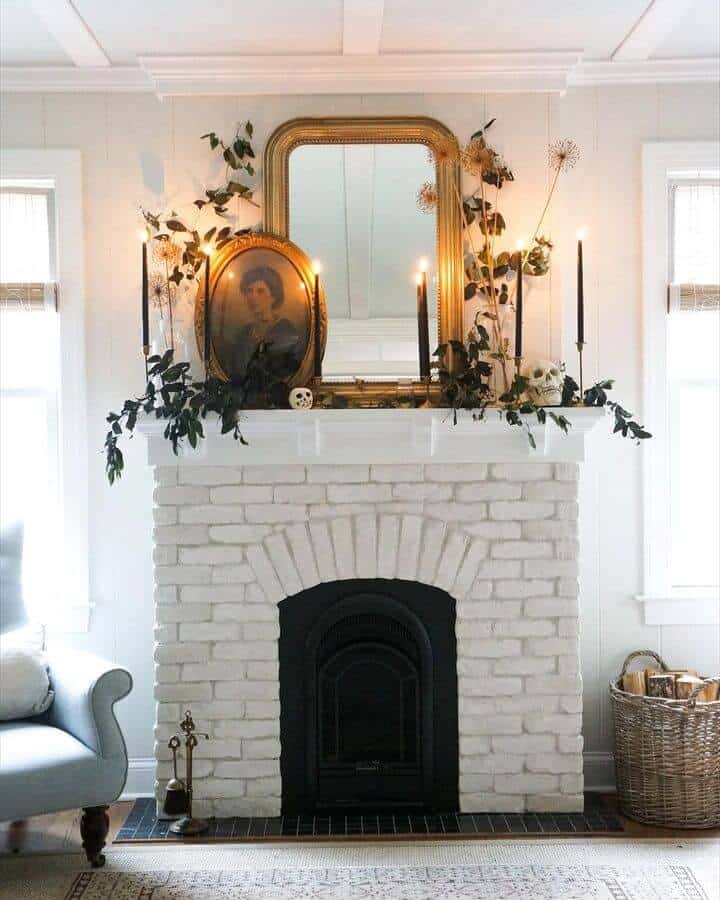 Simple, Chic and Cheap Halloween Mantel